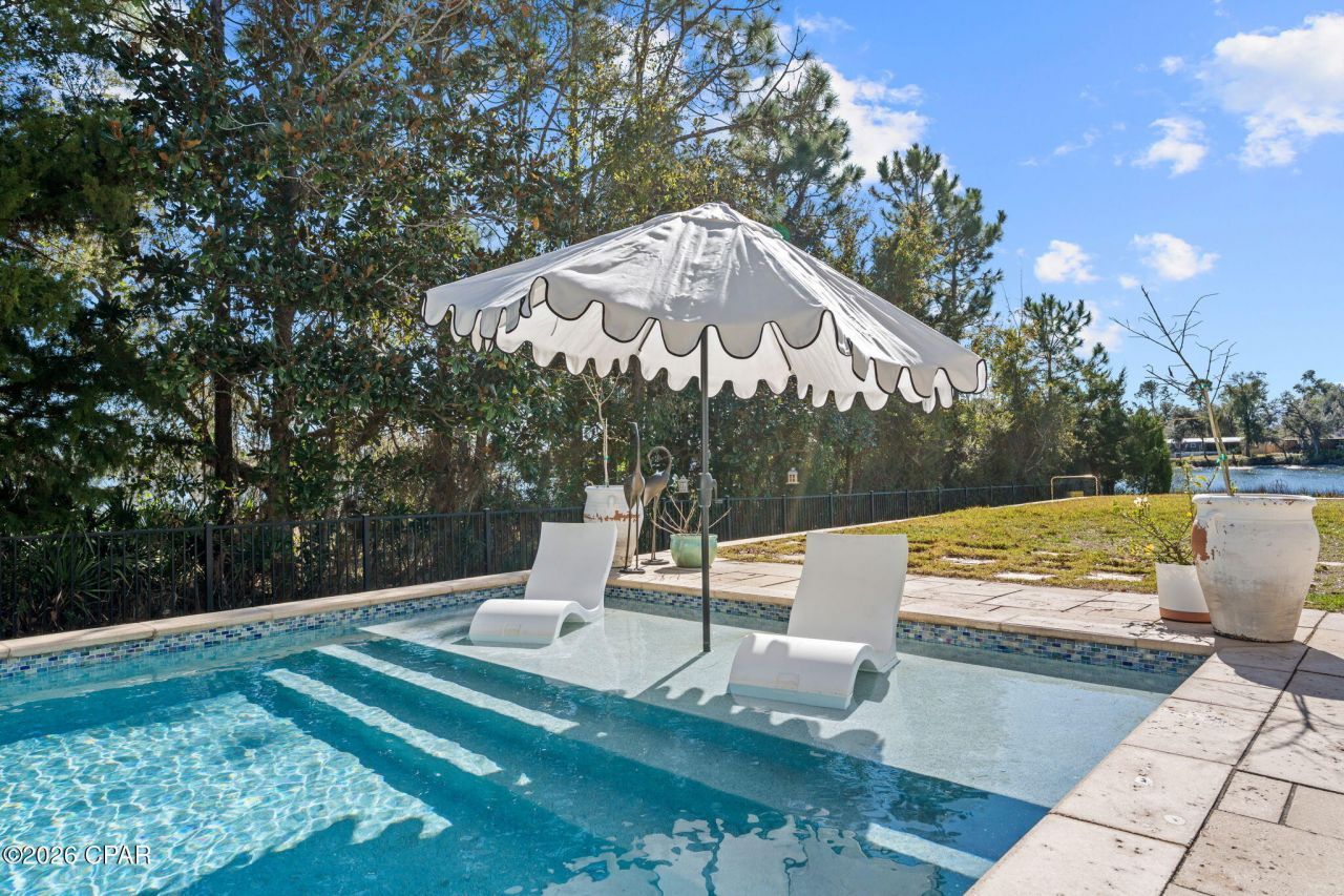 1324 10th Street, Southport, FL 32409 Main Photo