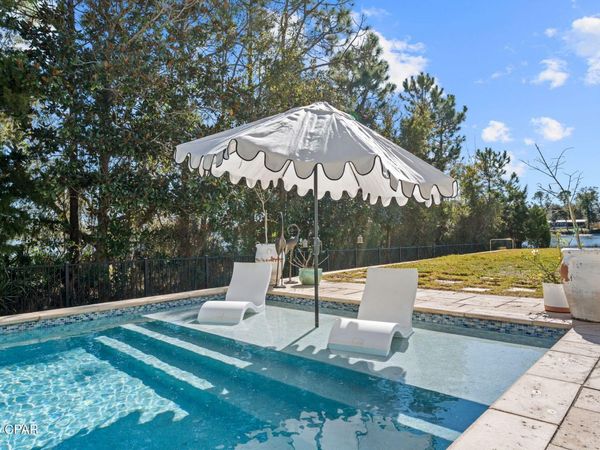 1324 10th Street, Southport, FL 32409