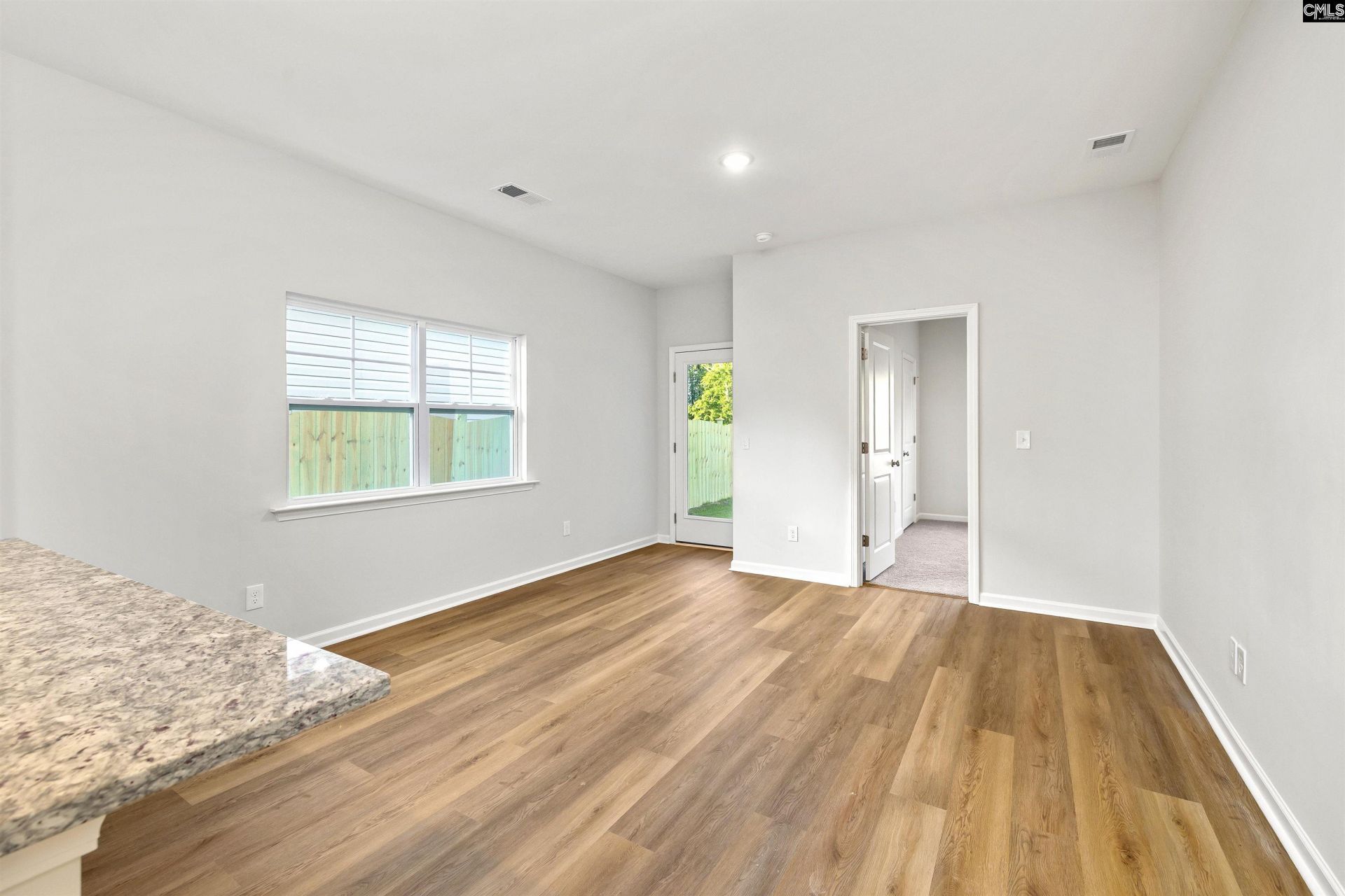 824 Lodgepole Lane Photo 9