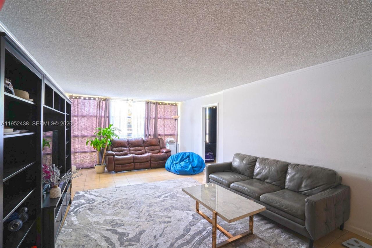 2101 Atlantic Shores Blvd, Unit 120, Hallandale Beach, FL 33009 Photo