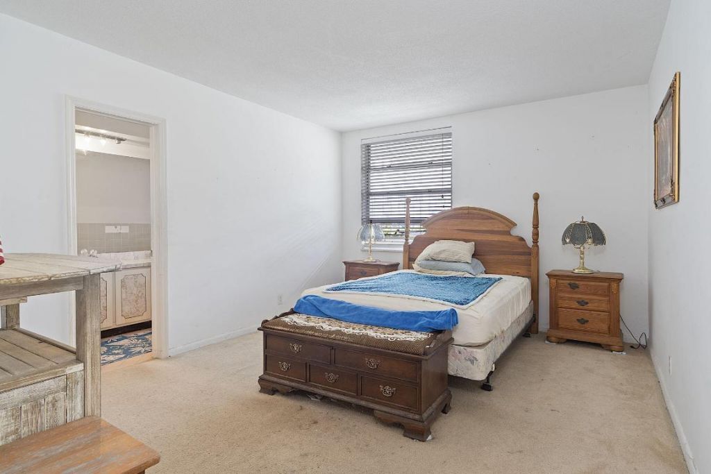 1 S Lakeside Drive, Unit A1, Lake Worth Beach, FL 33460 Photo