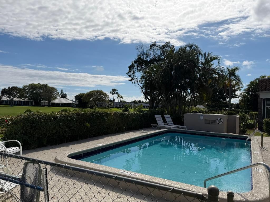 340 Orange Tree Drive, Unit 1, Atlantis, FL 33462 Photo