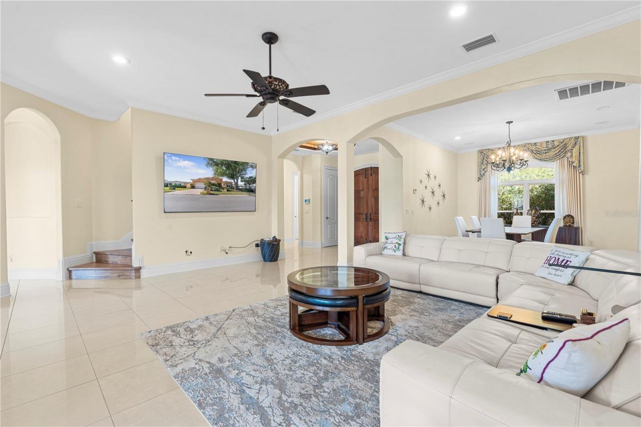 3952 Versailles Drive, Tampa, FL 33634 Photo