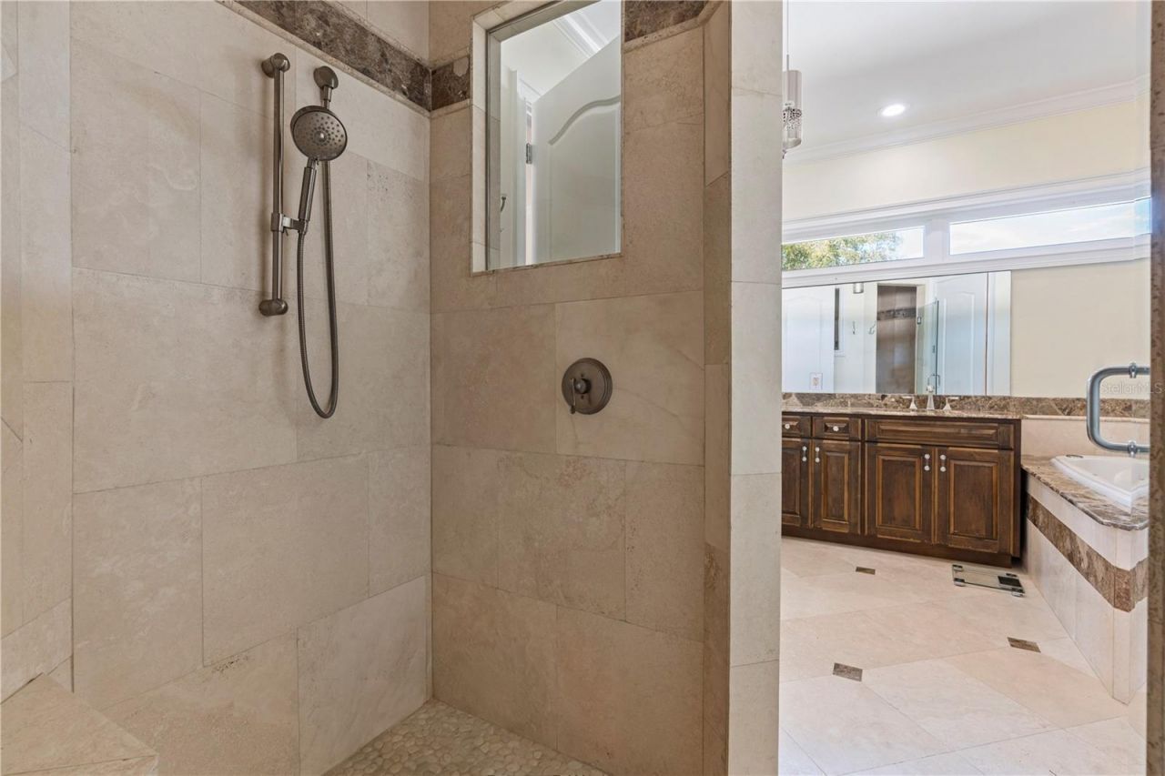 3952 Versailles Drive, Tampa, FL 33634 Photo