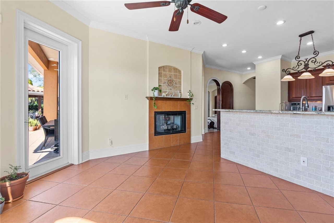 3952 Versailles Drive, Tampa, FL 33634 Photo