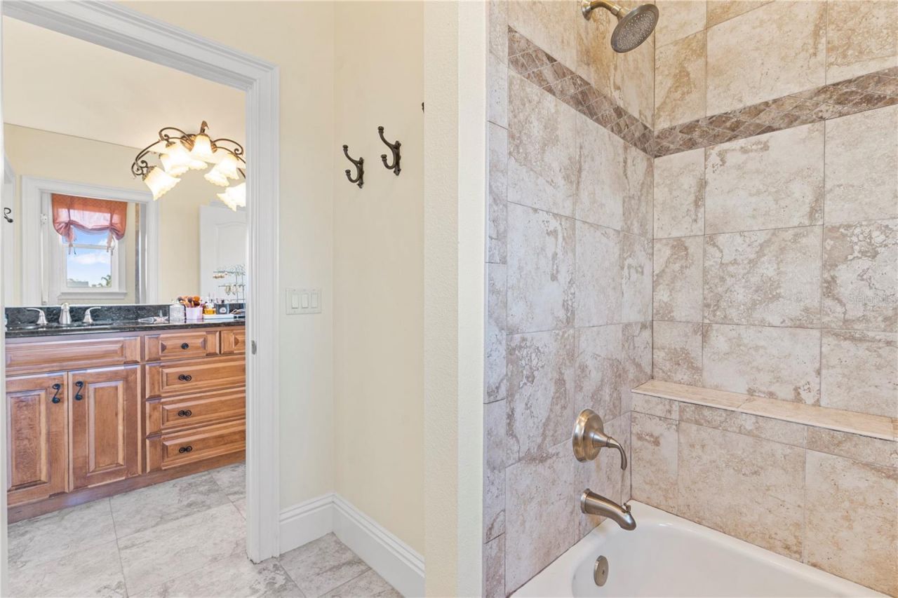 3952 Versailles Drive, Tampa, FL 33634 Photo
