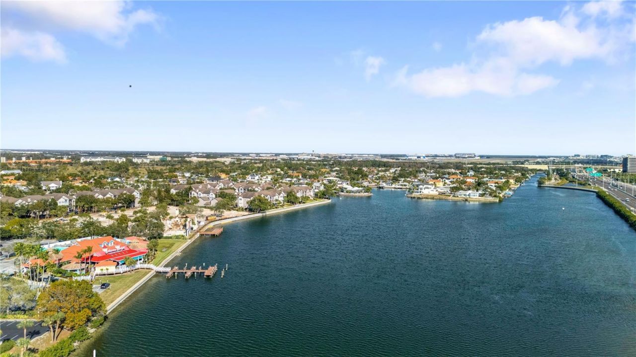3952 Versailles Drive, Tampa, FL 33634 Photo