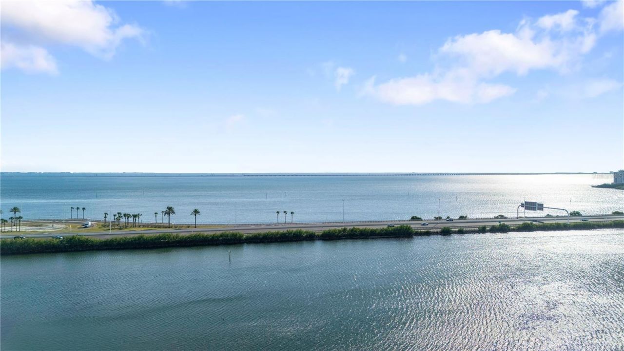 3952 Versailles Drive, Tampa, FL 33634 Photo