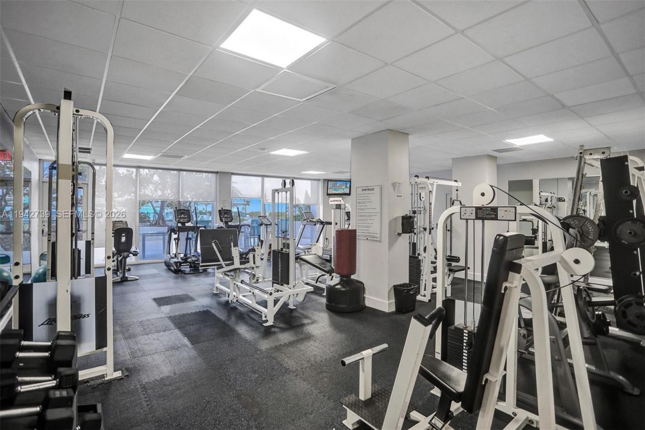 3140 S Ocean Dr, Unit 1909, Hallandale Beach, FL 33009 Photo