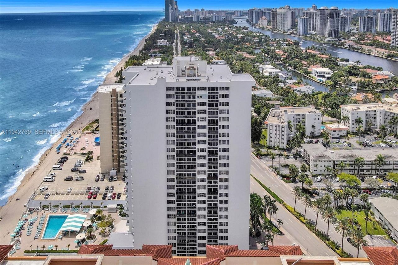 3140 S Ocean Dr, Unit 1909, Hallandale Beach, FL 33009 Photo