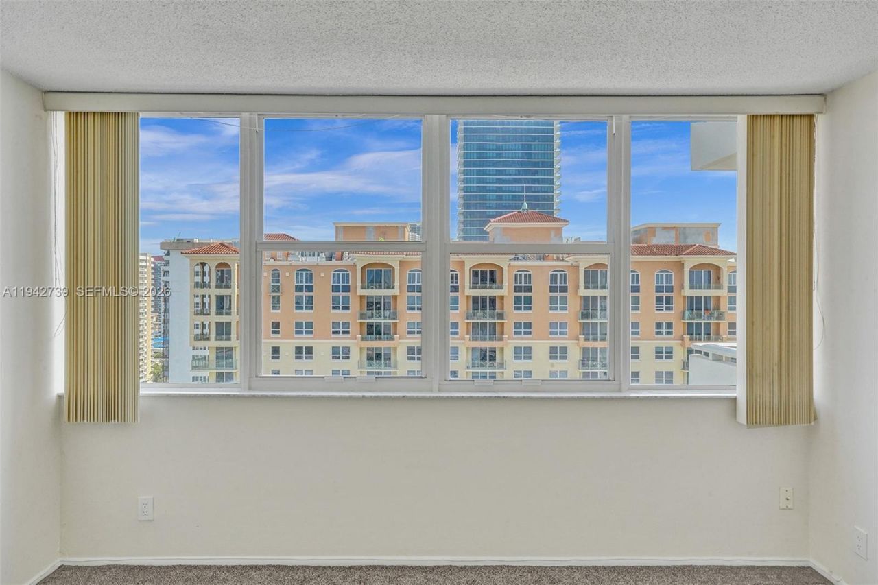 3140 S Ocean Dr, Unit 1909, Hallandale Beach, FL 33009 Photo