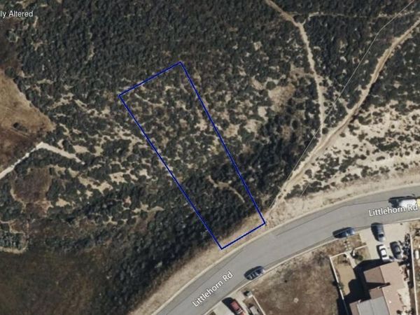 13245 Littlehorn Drive, Lake Hughes, CA 93532