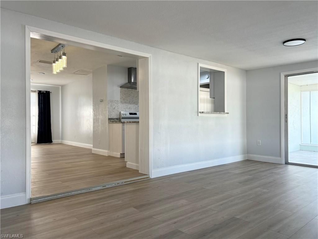 1428 SE 20th Ave, Cape Coral, FL 33990 Photo