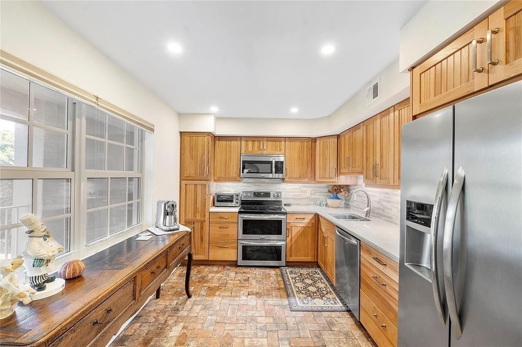 804 Cypress Grove Lane, Unit 407, Pompano Beach, FL 33069 Photo