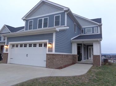 208 Windsor Dr, Fishersville, VA 22939