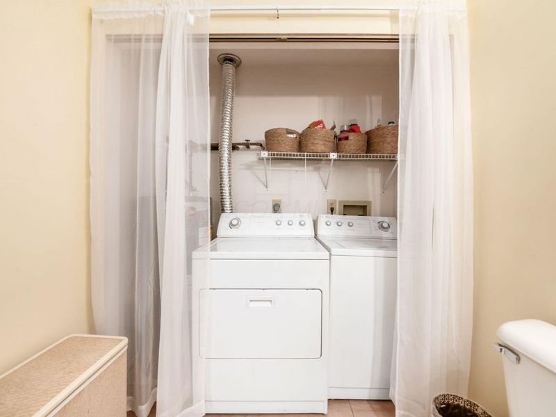 4474 Greystone Village Drive, Unit 5D, Columbus, OH 43228 Photo 15