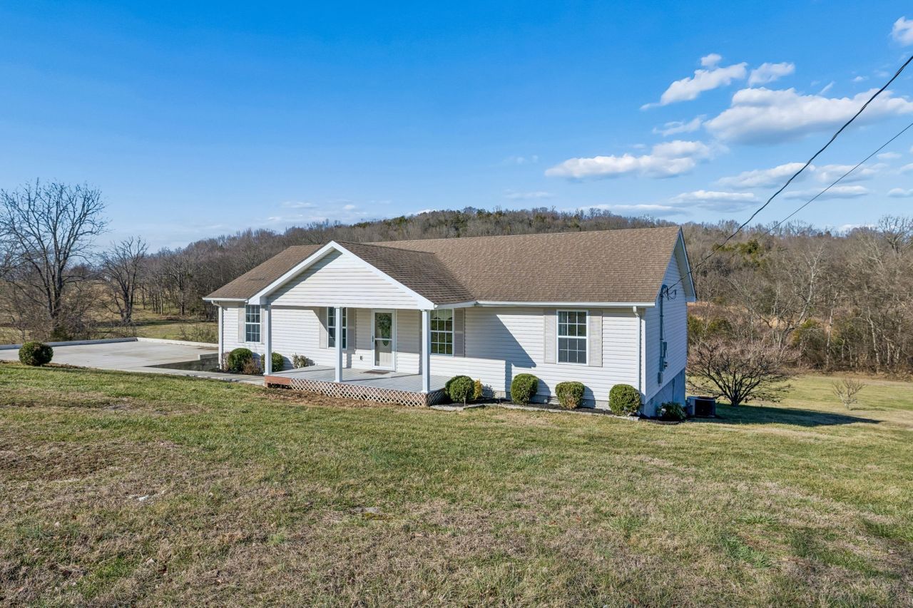 162 Pigeon Roost Rd, Brush Creek, TN 38547 Main Photo