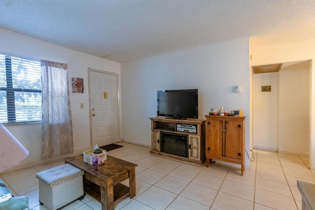 7137 Golf Colony Court, Unit 103, Lake Worth, FL 33467 Photo