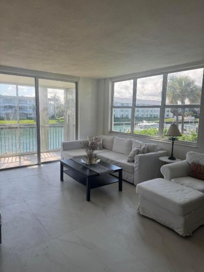 100 Paradise Harbour Boulevard, Unit 212, North Palm Beach, FL 33408 Photo