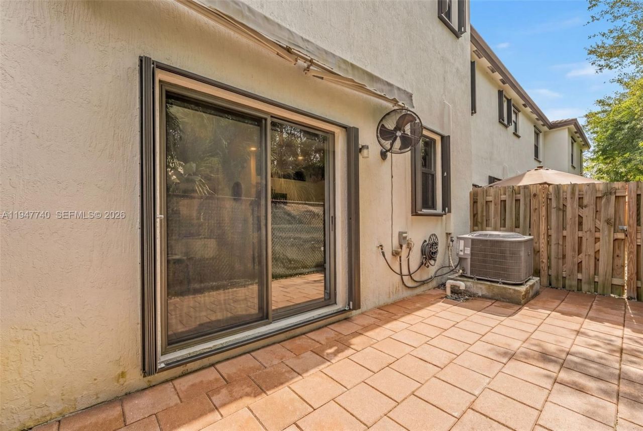 180 SW 185th Way, Pembroke Pines, FL 33029 Photo