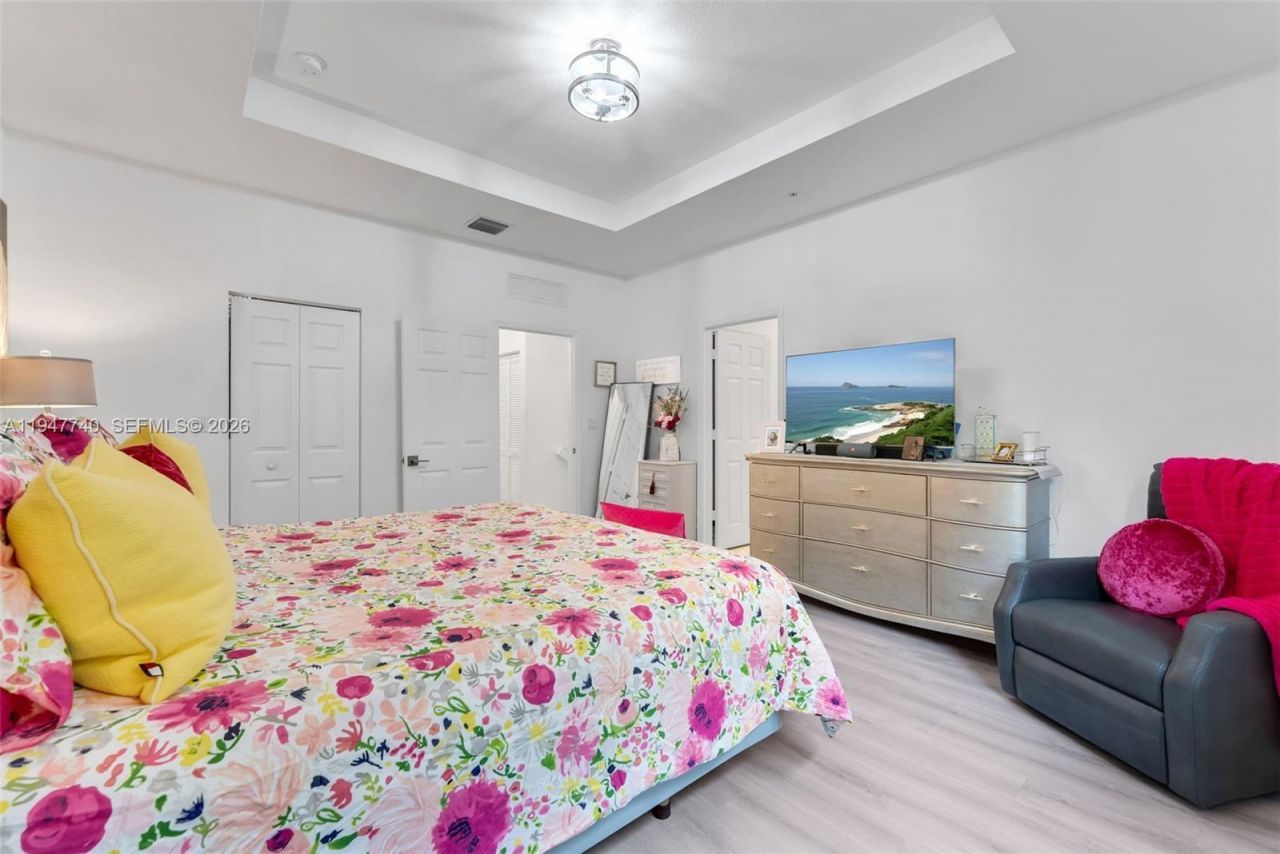 180 SW 185th Way, Pembroke Pines, FL 33029 Photo