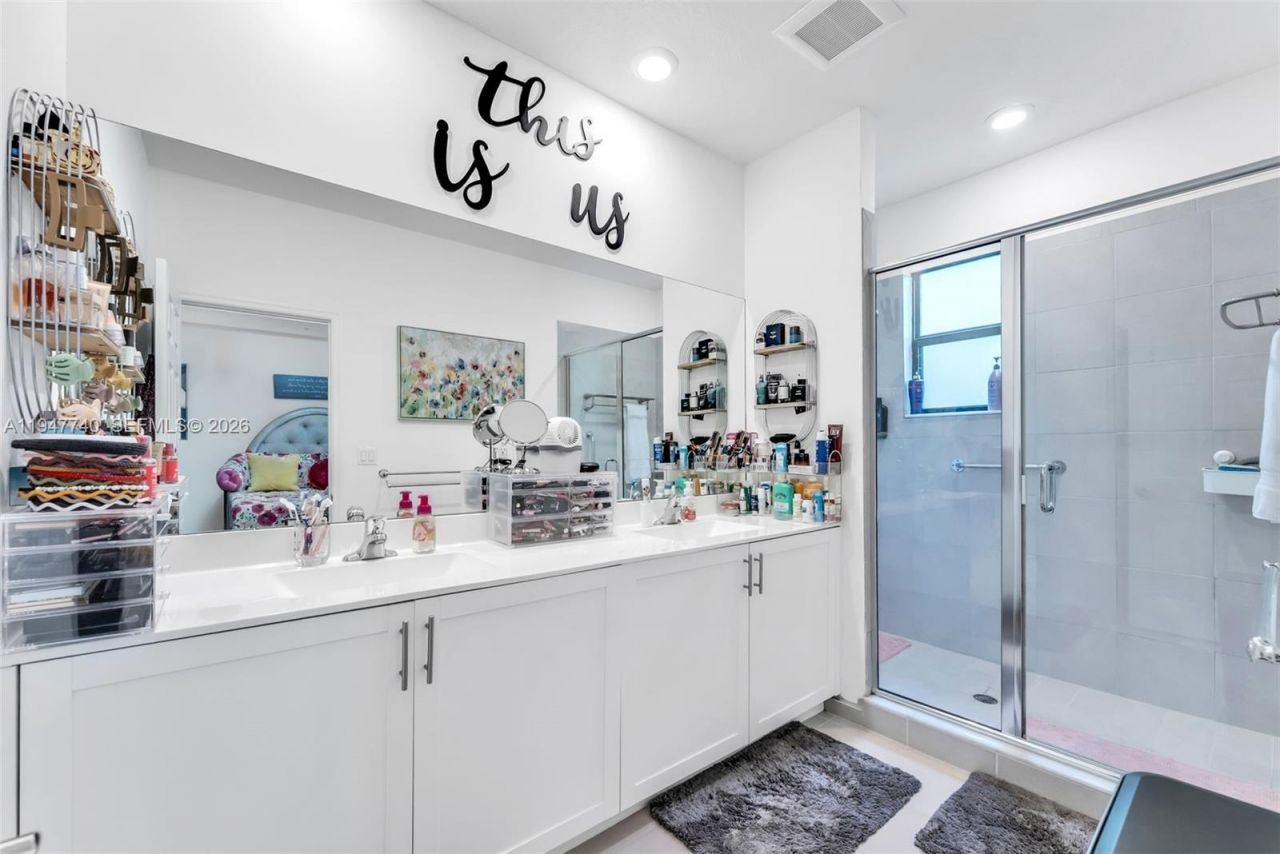 180 SW 185th Way, Pembroke Pines, FL 33029 Photo