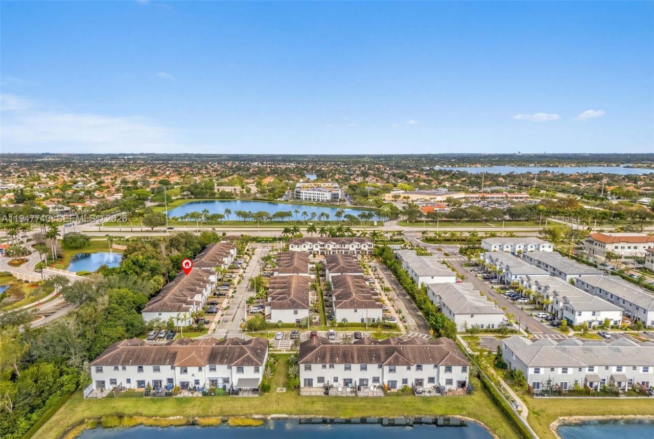 180 SW 185th Way, Pembroke Pines, FL 33029 Photo