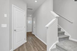 827 Lodgepole Lane photo 4