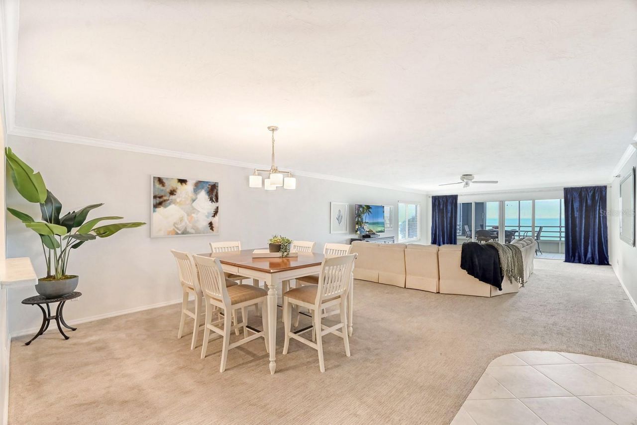 550 Flamingo Drive, Unit 202, Venice, FL 34285 Photo