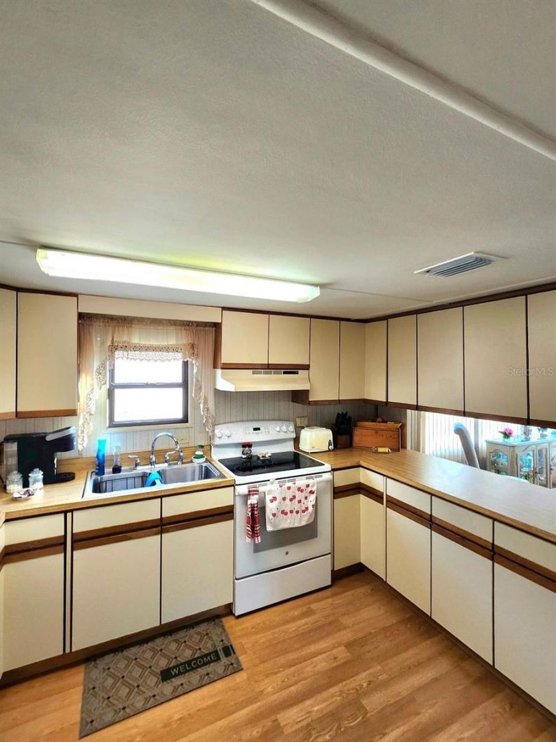 2003 Minnesota Avenue, Bradenton, FL 34207 Photo