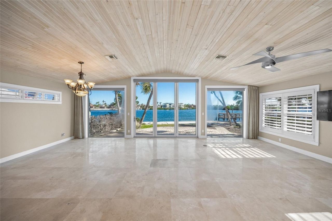 1358 Moonmist Drive, Unit B4, Sarasota, FL 34242 Photo