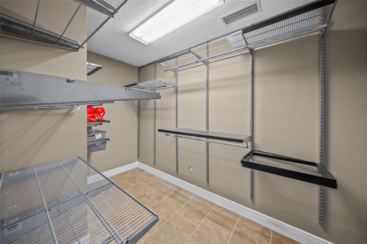 1358 Moonmist Drive, Unit B4, Sarasota, FL 34242 Photo