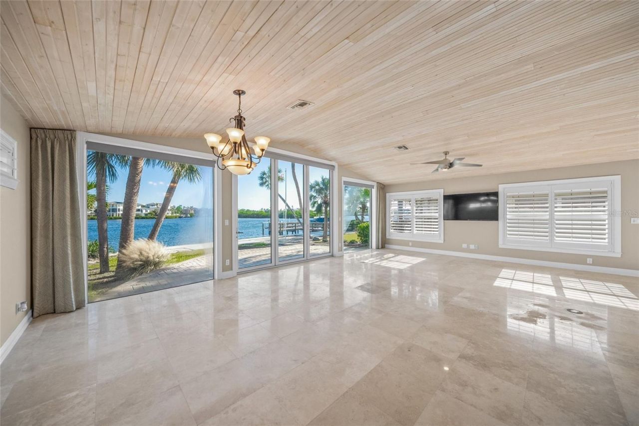 1358 Moonmist Drive, Unit B4, Sarasota, FL 34242 Photo