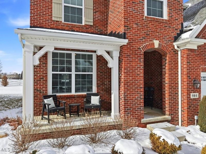 984 Hawkin Lane, Aurora, OH 44202 Photo 2