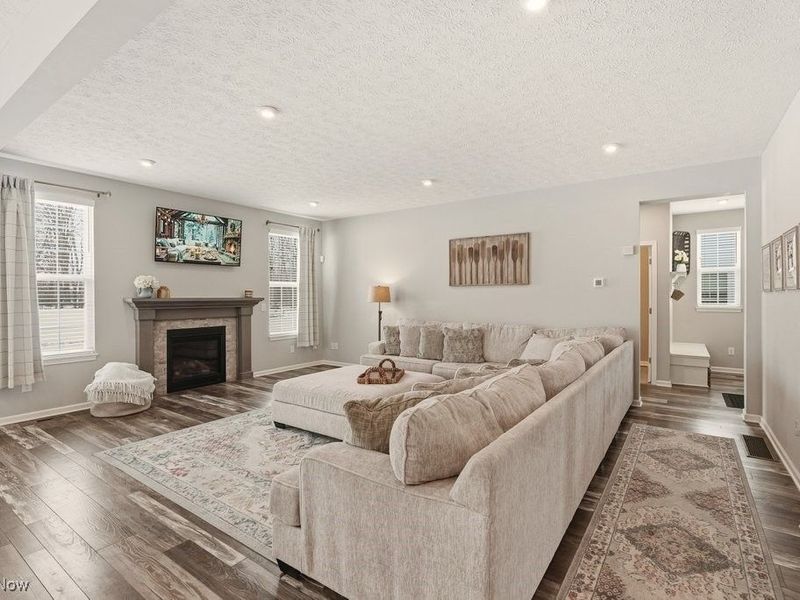 984 Hawkin Lane, Aurora, OH 44202 Photo 24