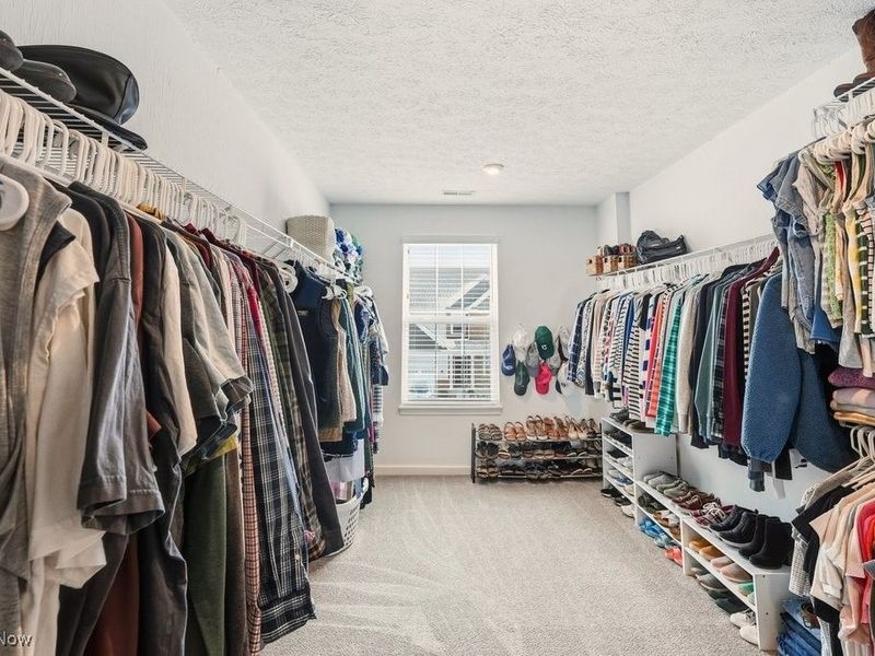 984 Hawkin Lane, Aurora, OH 44202 Photo 35