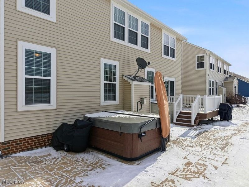 984 Hawkin Lane, Aurora, OH 44202 Photo 5