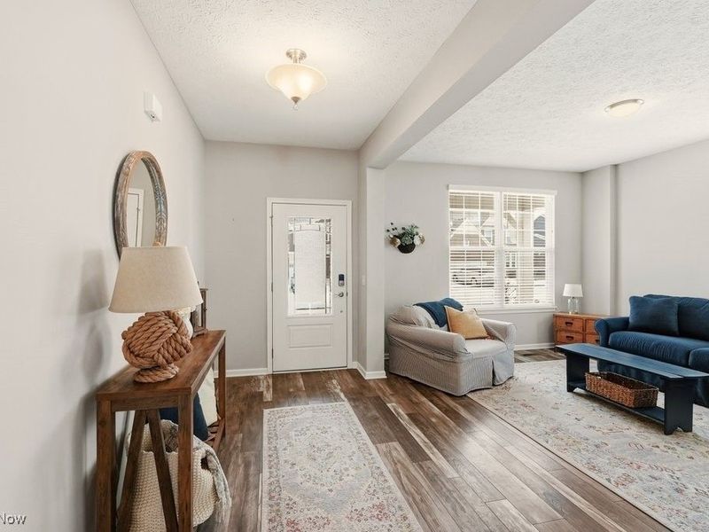 984 Hawkin Lane, Aurora, OH 44202 Photo 9