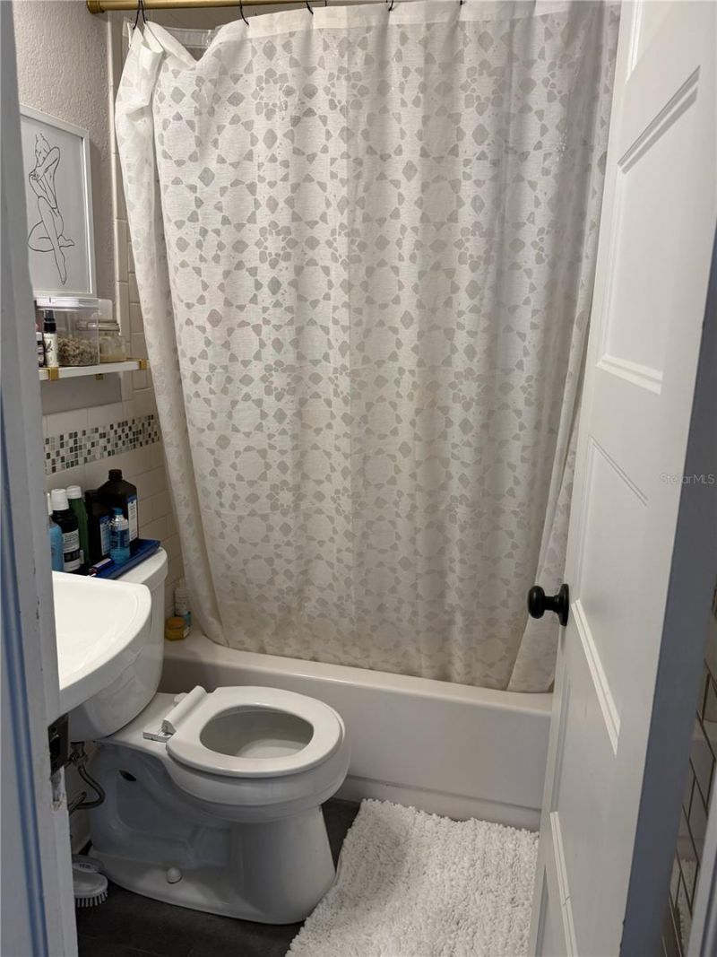 466 36th Avenue N, Saint Petersburg, FL 33704 Photo