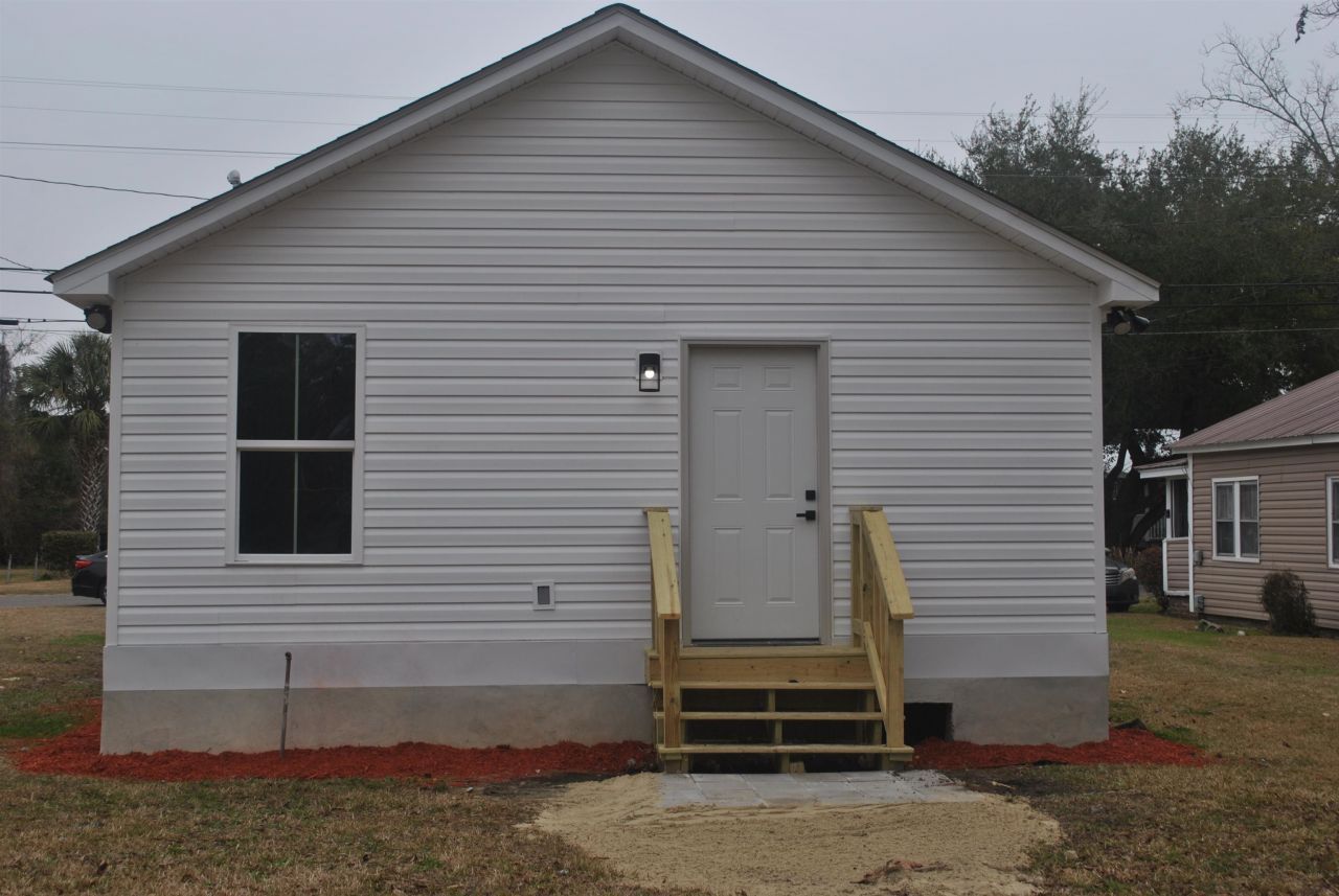 815 North Congdon St. Photo 4