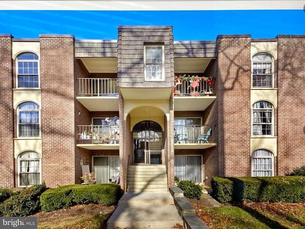 3334 WOODBURN VILLAGE DRIVE, Unit 31, ANNANDALE, VA 22003