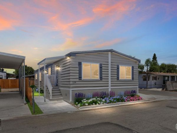114 Cedarwood Lane, Bakersfield, CA 93308