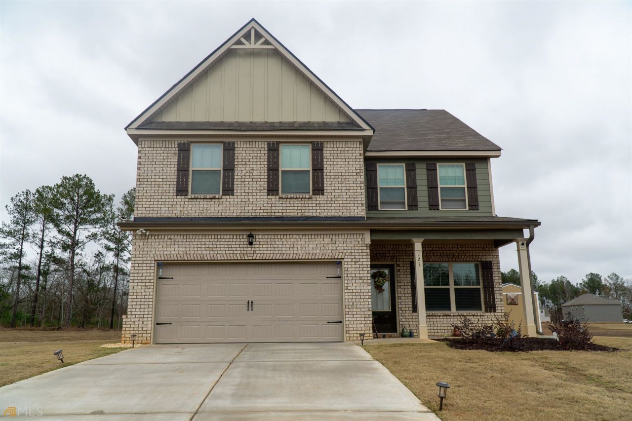 123 Huntsman Drive, Griffin, GA 30224 Main Photo