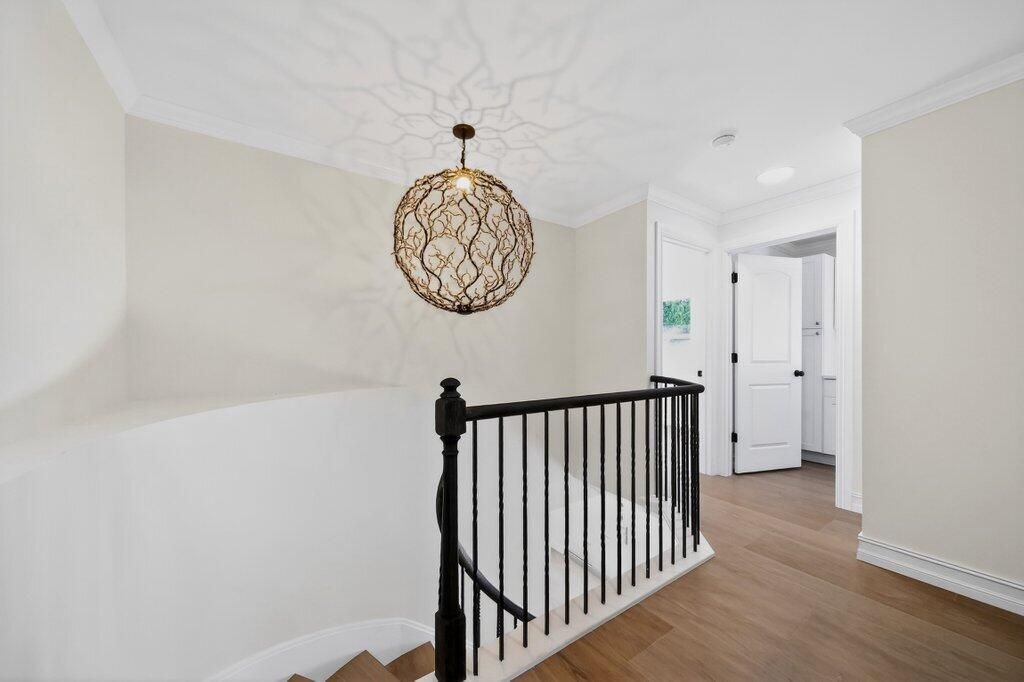 37 E High Point Road, Sewalls Point, FL 34996 Photo