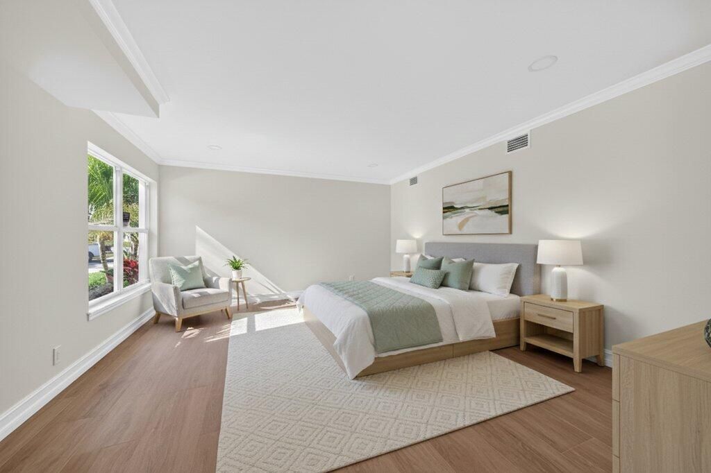 37 E High Point Road, Sewalls Point, FL 34996 Photo