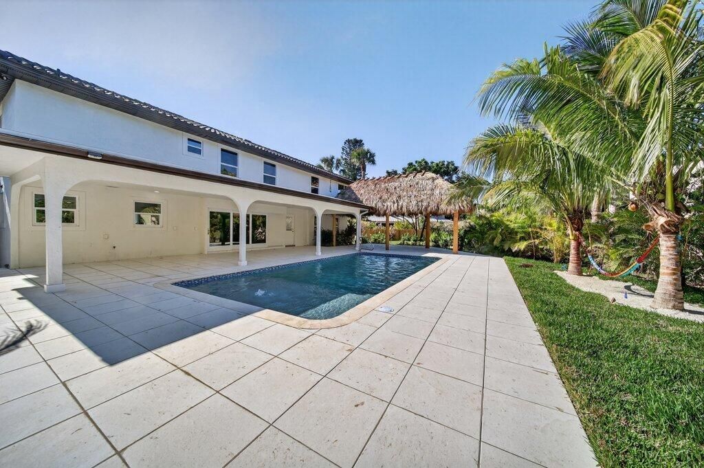 37 E High Point Road, Sewalls Point, FL 34996 Photo