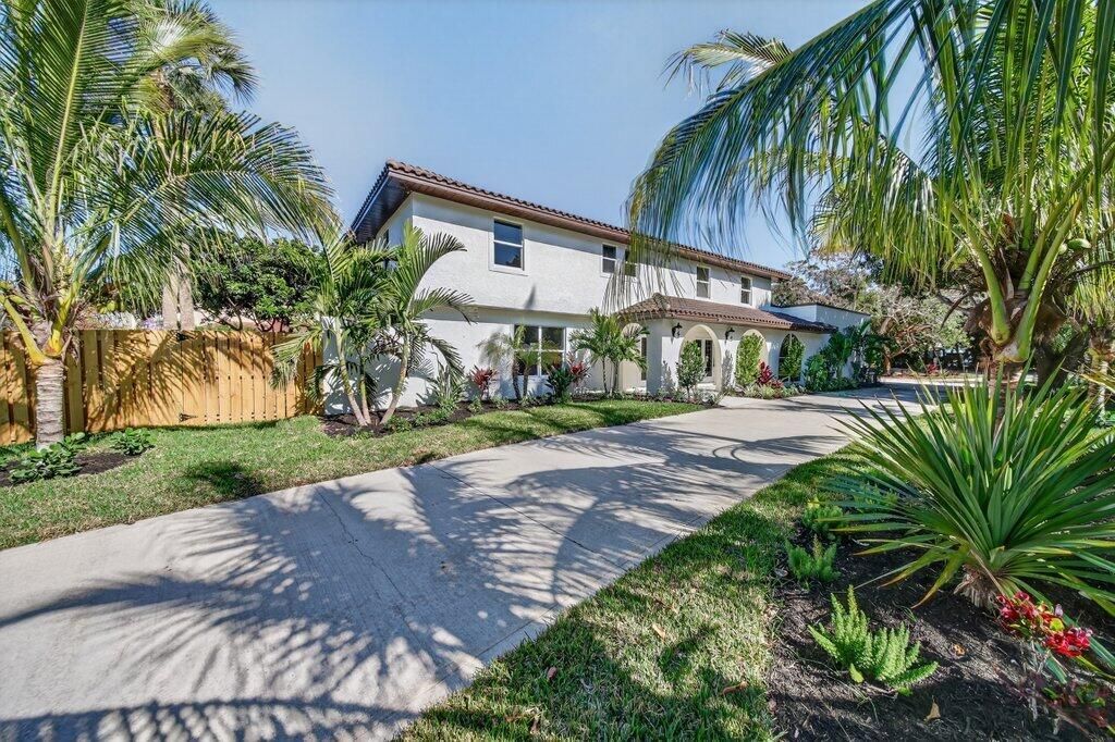 37 E High Point Road, Sewalls Point, FL 34996 Photo