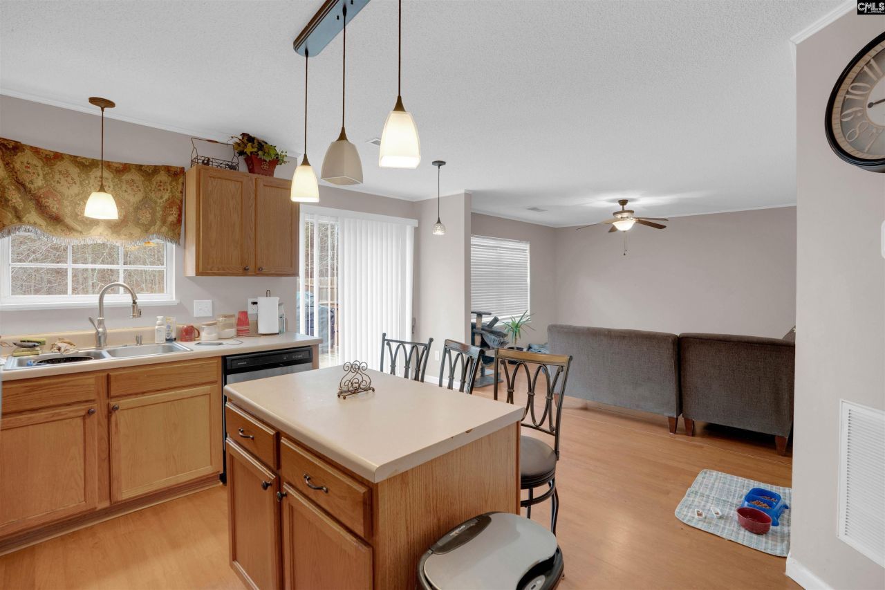 321 Concord Place Road Photo 7