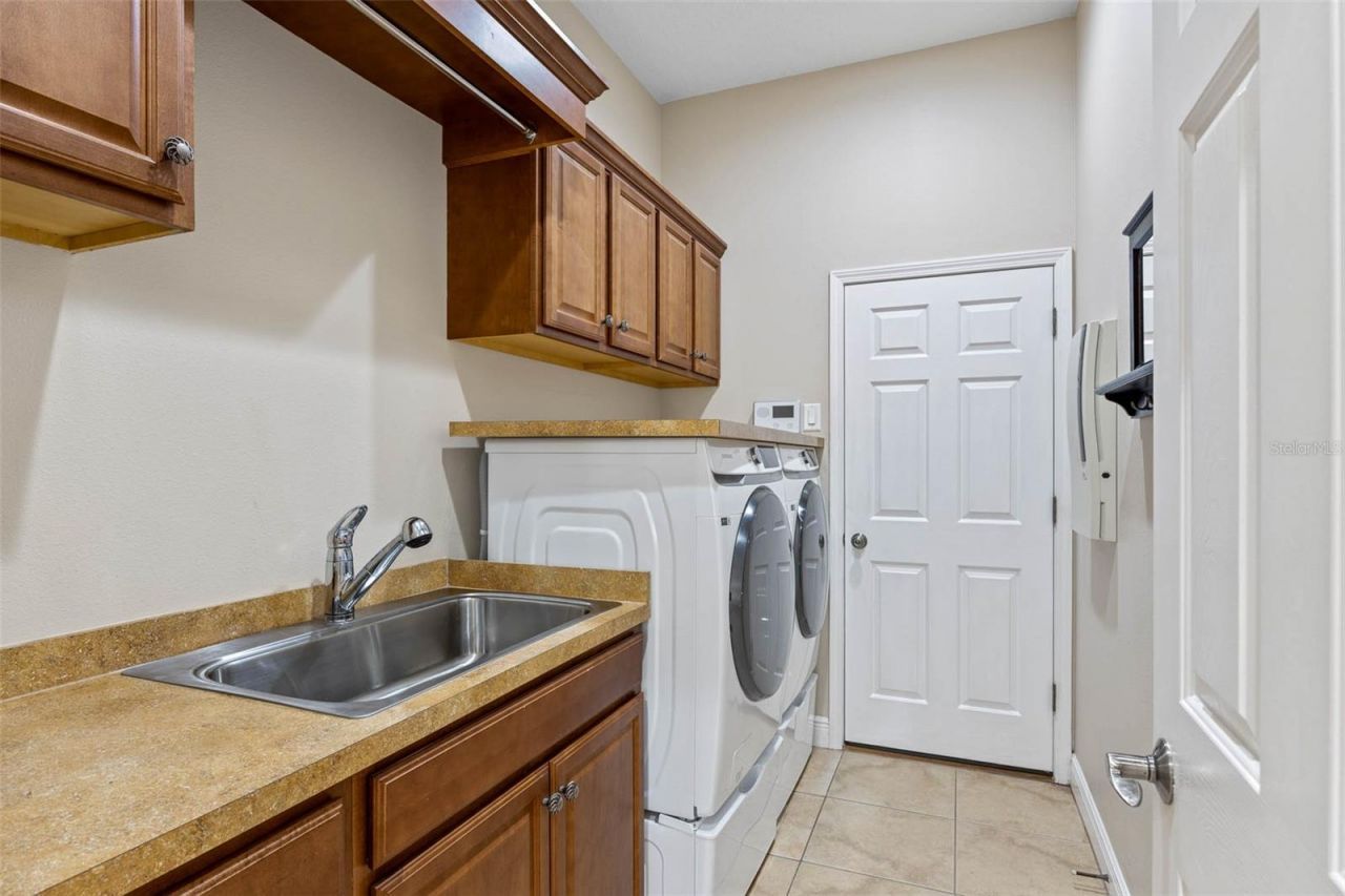 748 Winslow Park, Tarpon Springs, FL 34688 Photo