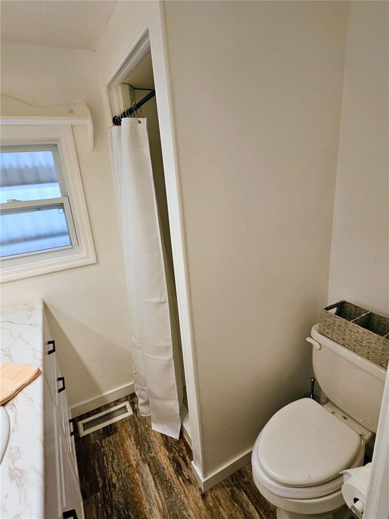 3406 Shingle Oak Terrace, Sarasota, FL 34237 Photo